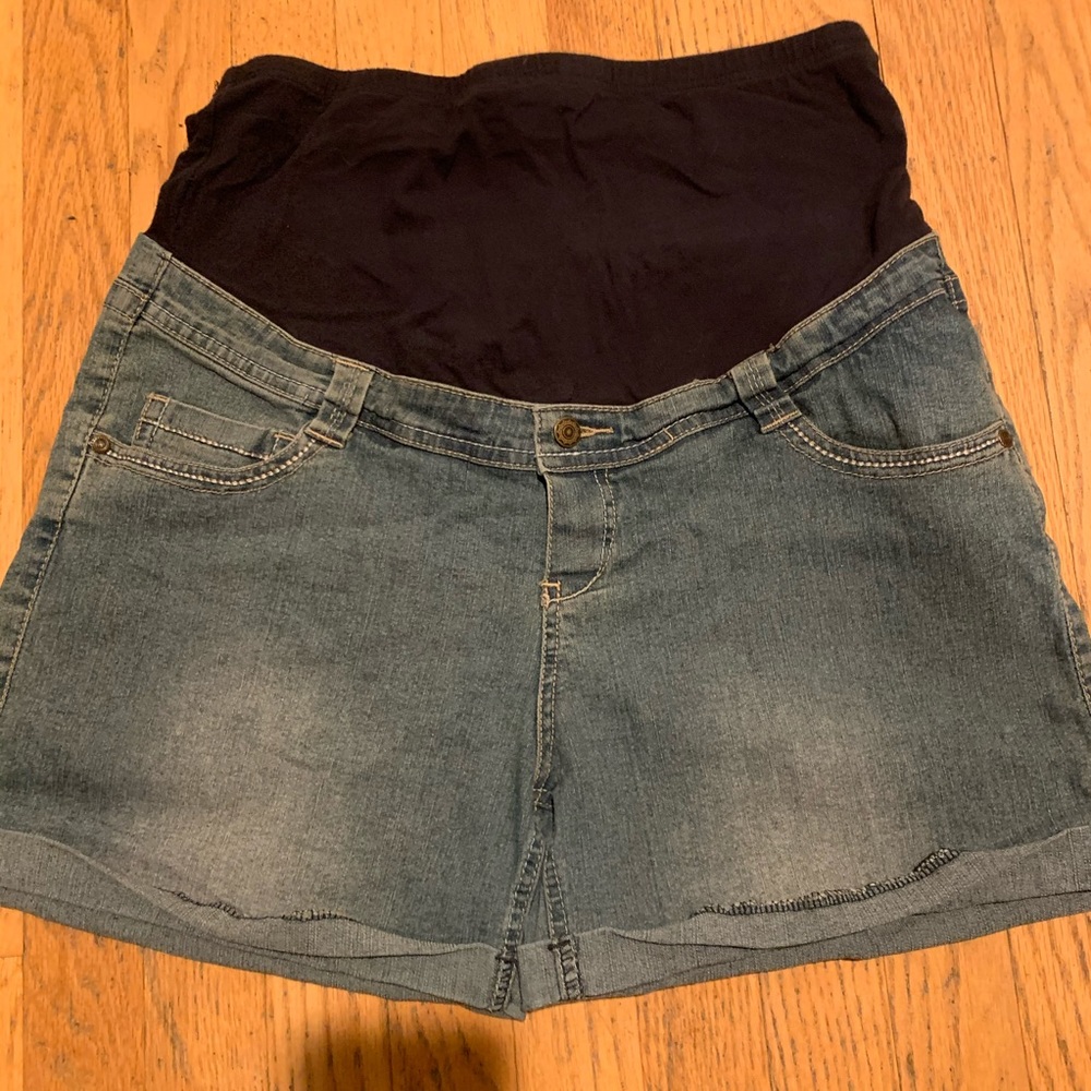 Oh Mama Maternity Shorts, large